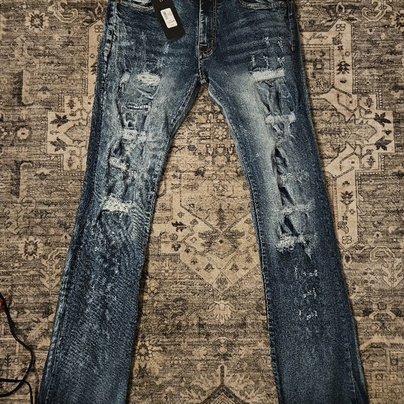 Blue Skinny Jeans with Gold Embellishments - Picture 2 of 6